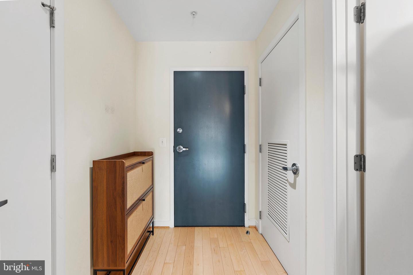 1010 Massachusetts Ave Nw #902 Property Photo 4