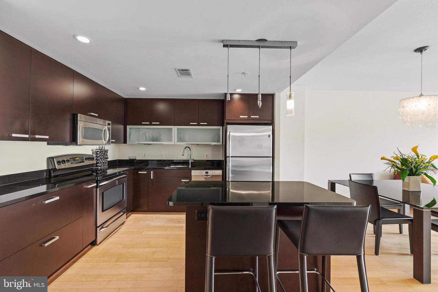 1010 Massachusetts Ave Nw #902 Property Photo 5