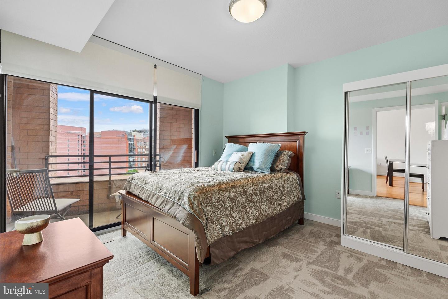 1010 Massachusetts Ave Nw #902 Property Photo 21