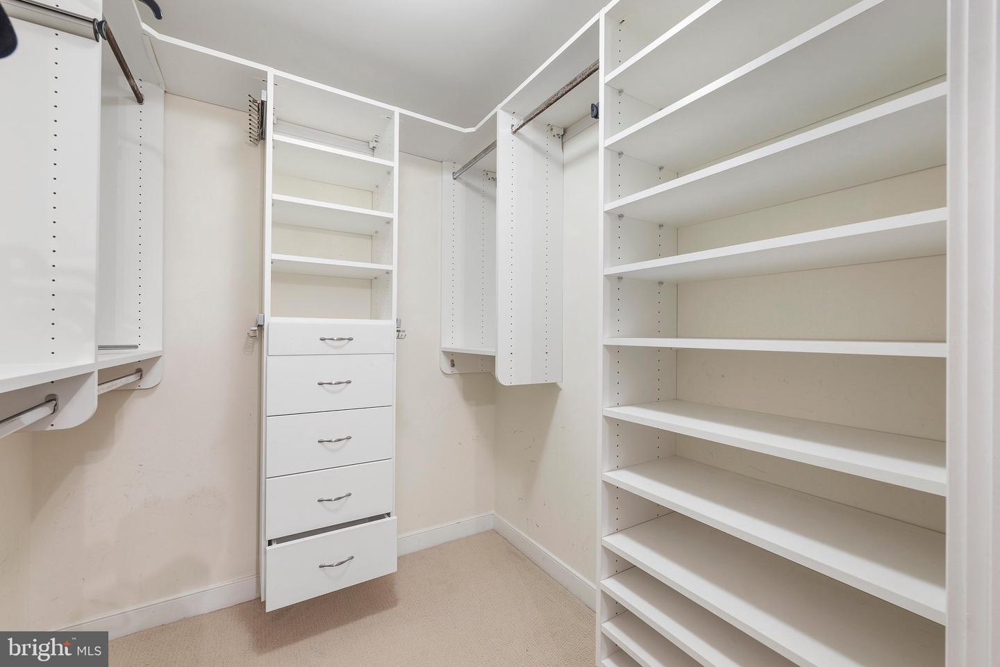 1010 Massachusetts Ave Nw #902 Property Photo 26
