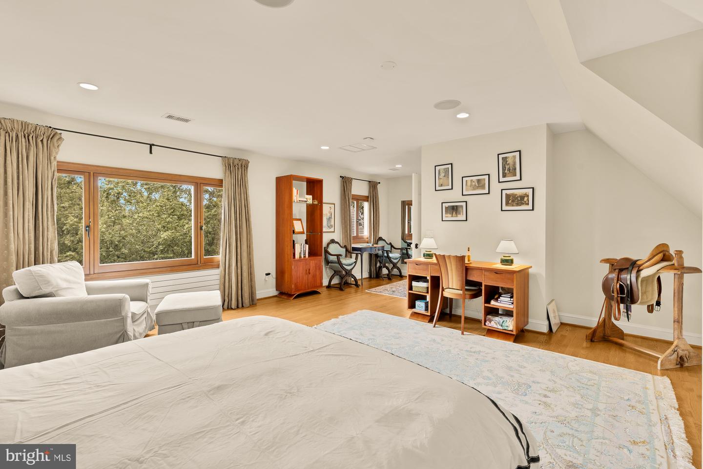 3111 Chain Bridge Rd Nw Property Photo 41