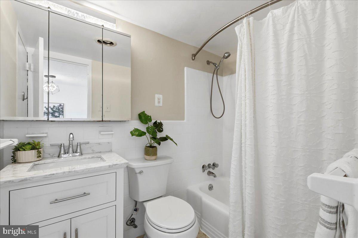 1330 New Hampshire Ave Nw #905 Property Photo 18
