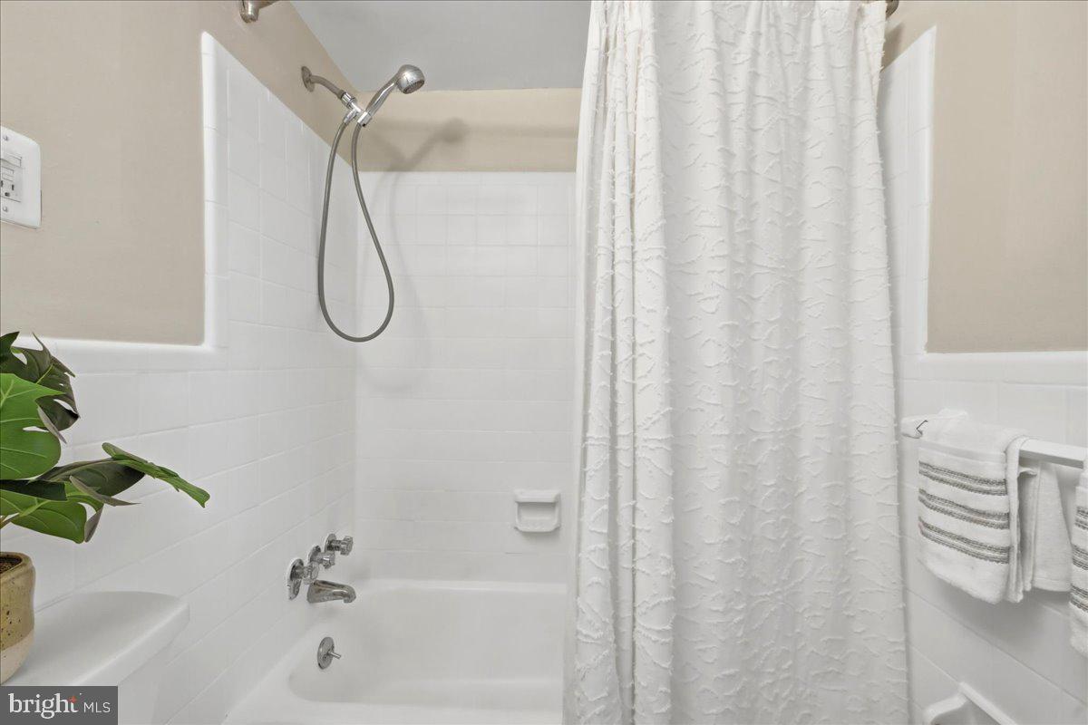 1330 New Hampshire Ave Nw #905 Property Photo 19