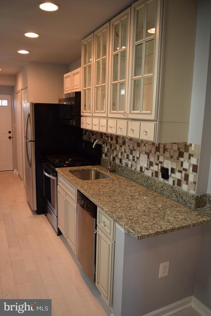 1705 Montello Ave Ne #a Property Photo 11
