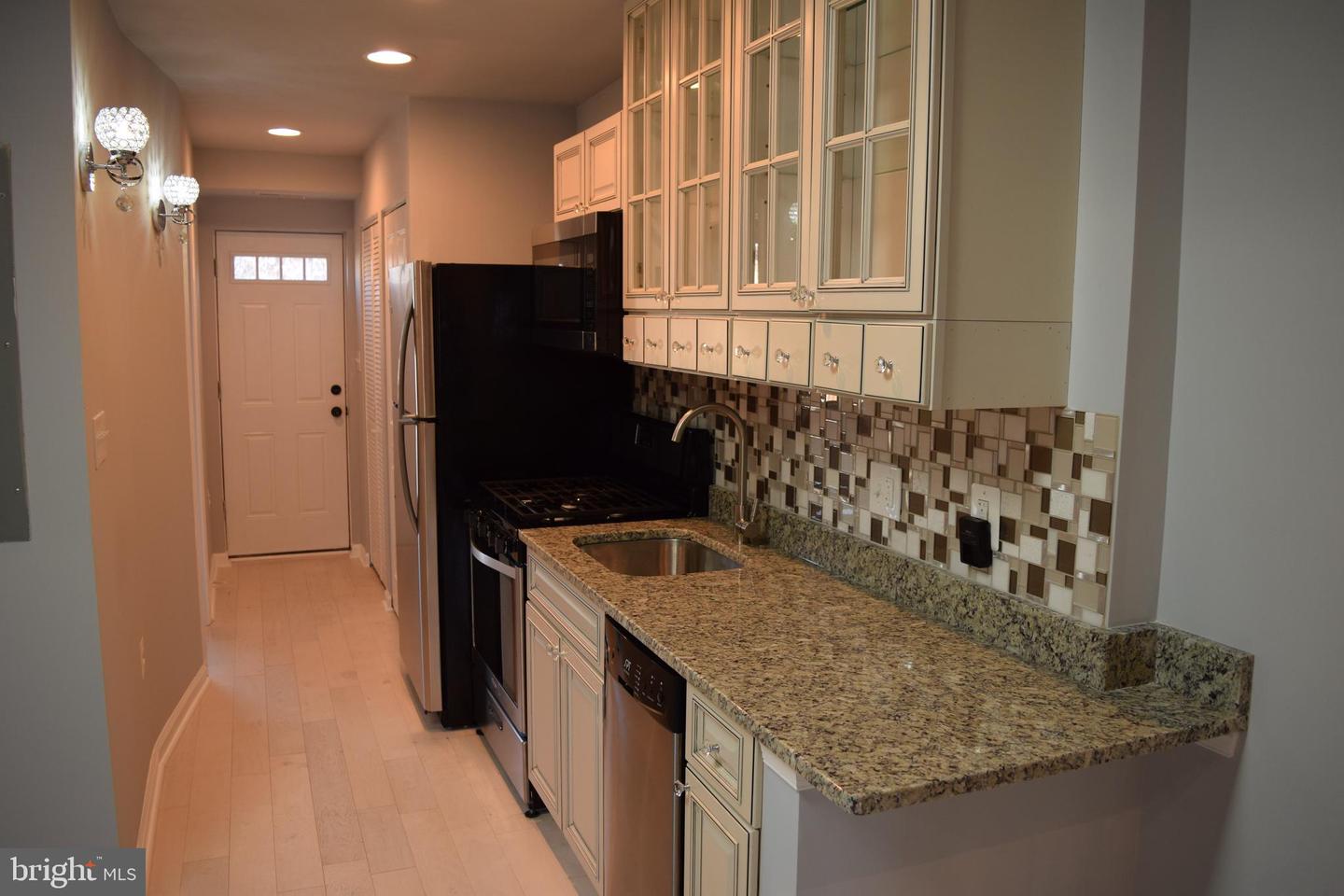1705 Montello Ave Ne #a Property Photo 12
