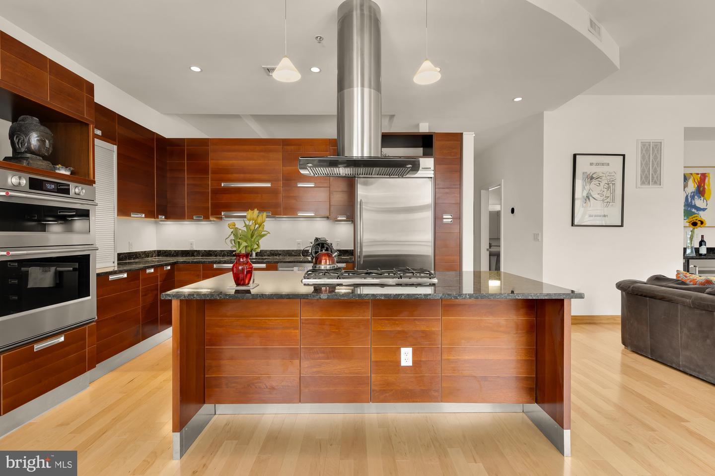 1413 P St Nw #404 Property Photo 5
