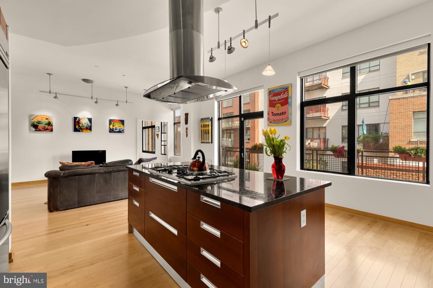 1413 P St Nw #404 Property Photo 9