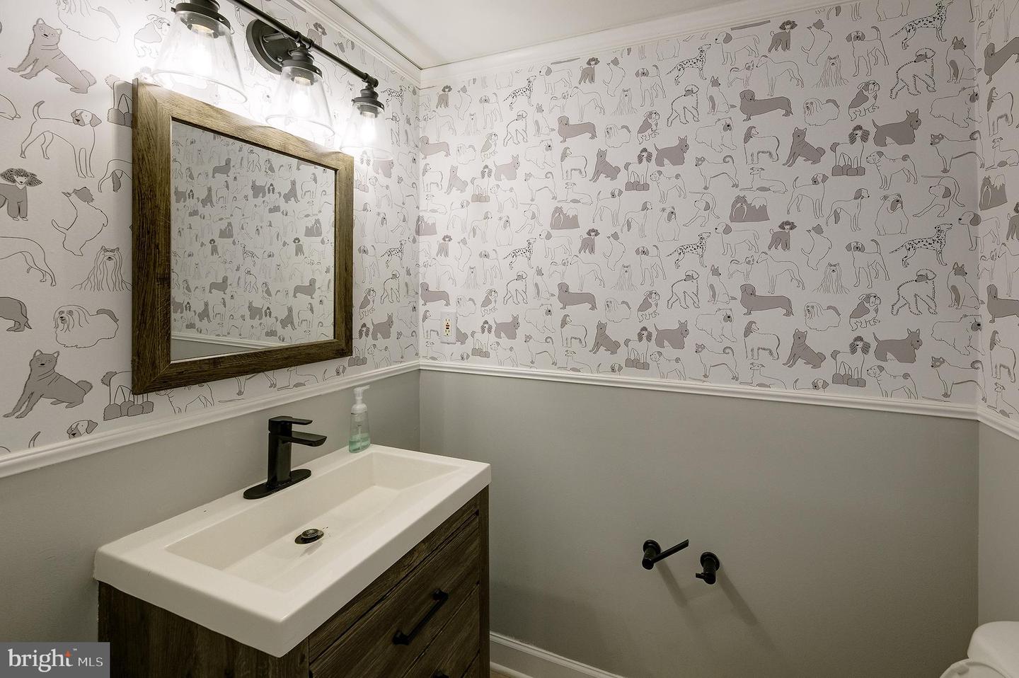 1932 3rd St Ne #102 Property Photo 13