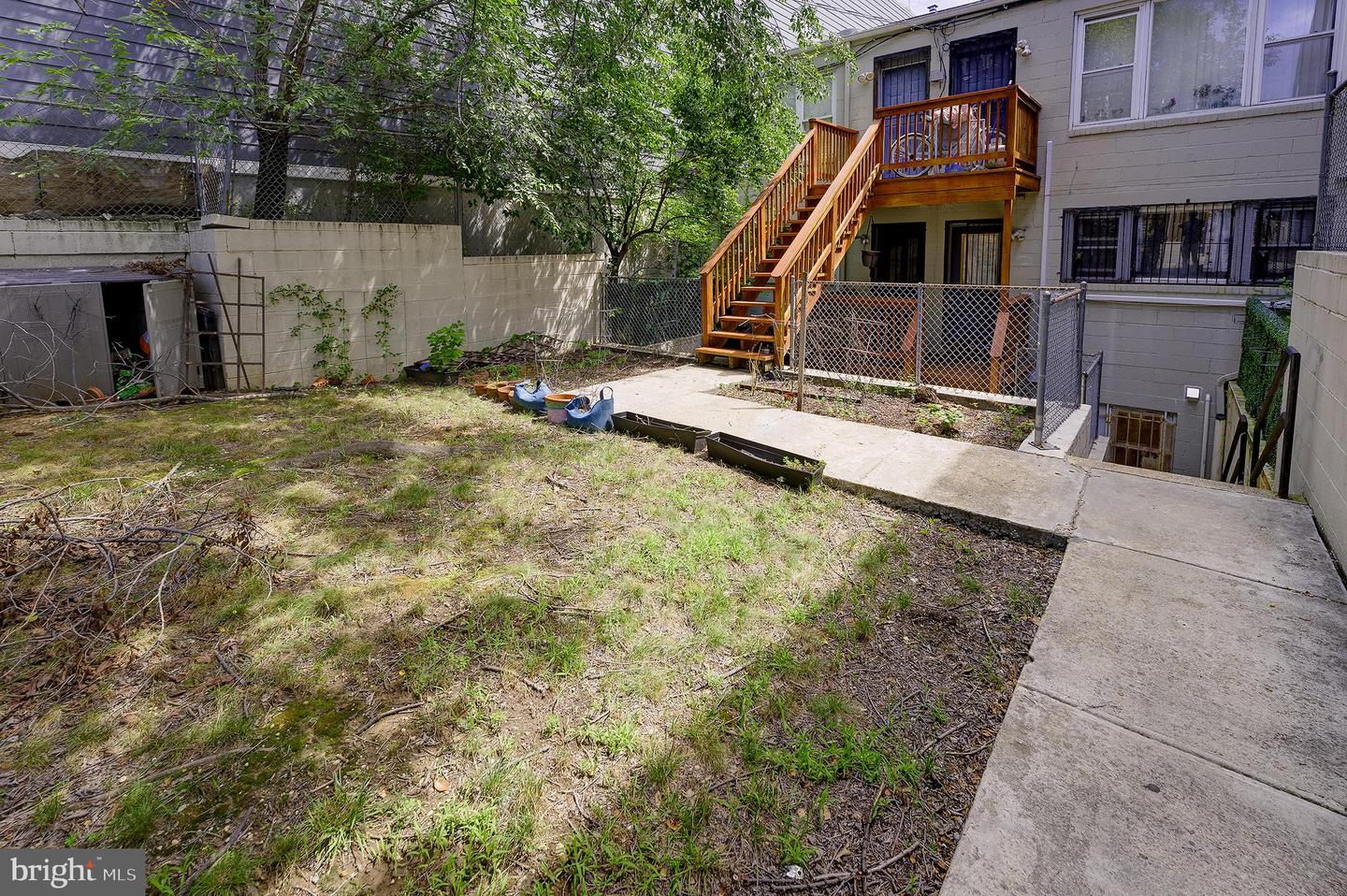 1932 3rd St Ne #102 Property Photo 42