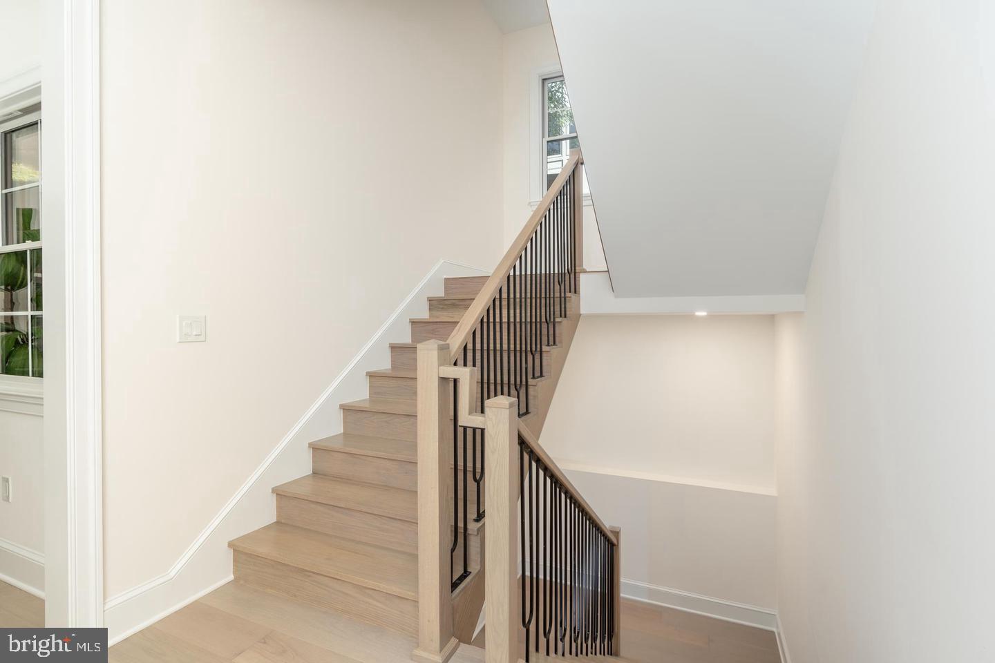5631 Macarthur Blvd Nw Property Photo 46