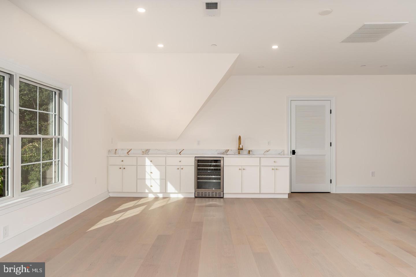 5631 Macarthur Blvd Nw Property Photo 49