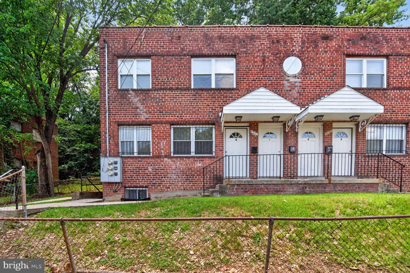 4741 SOUTH CAPITOL TER SW Property Photo 1