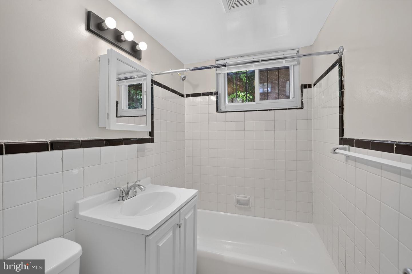 4737 South Capitol Ter Sw Property Photo 2