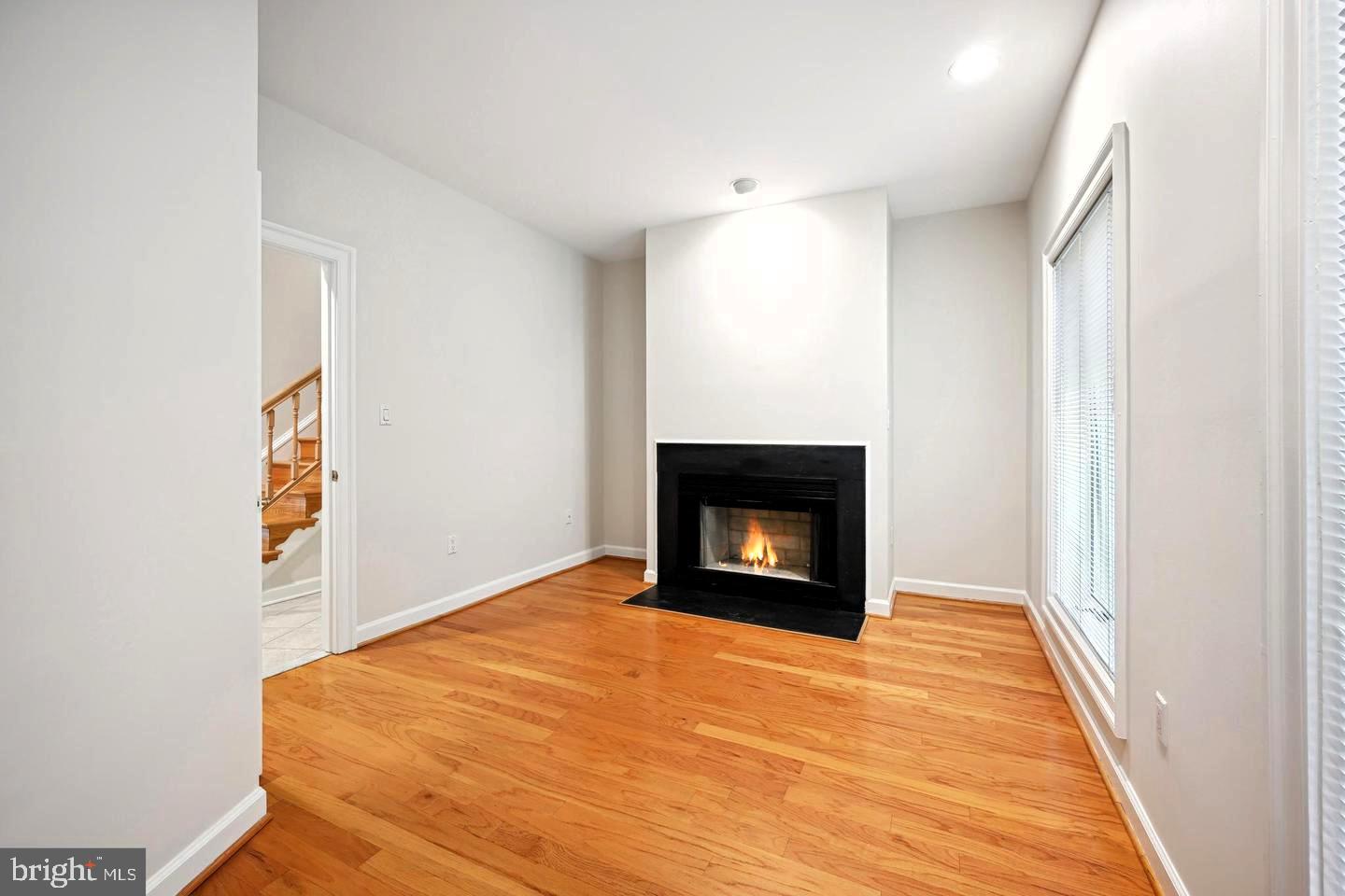 5330 Connecticut Ave Nw Property Photo 4