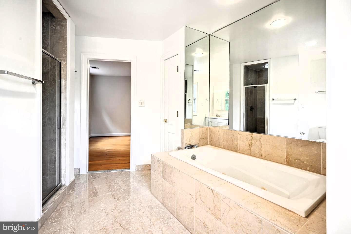 5330 Connecticut Ave Nw Property Photo 23