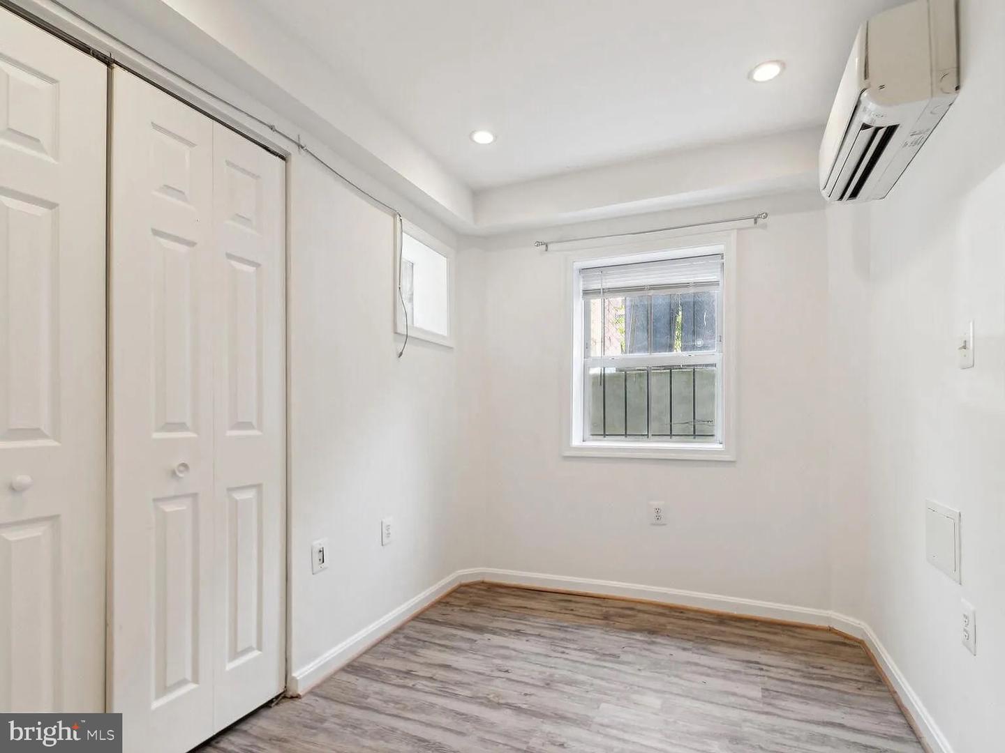 1704 V St Nw #b Property Photo 7