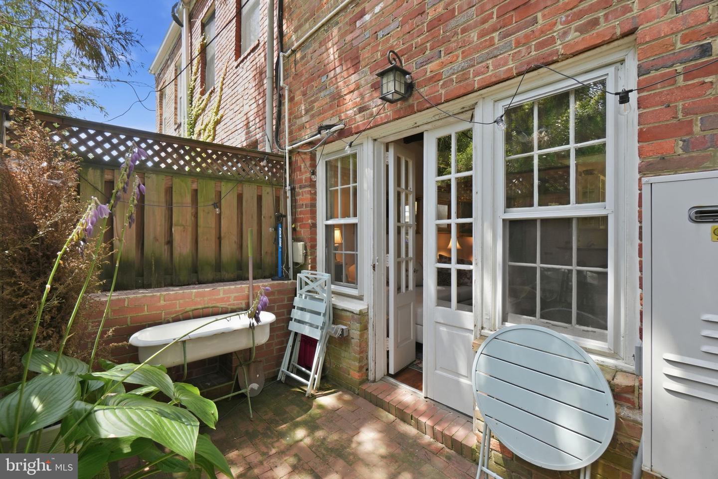 5 Pomander Walk Nw Property Photo 16