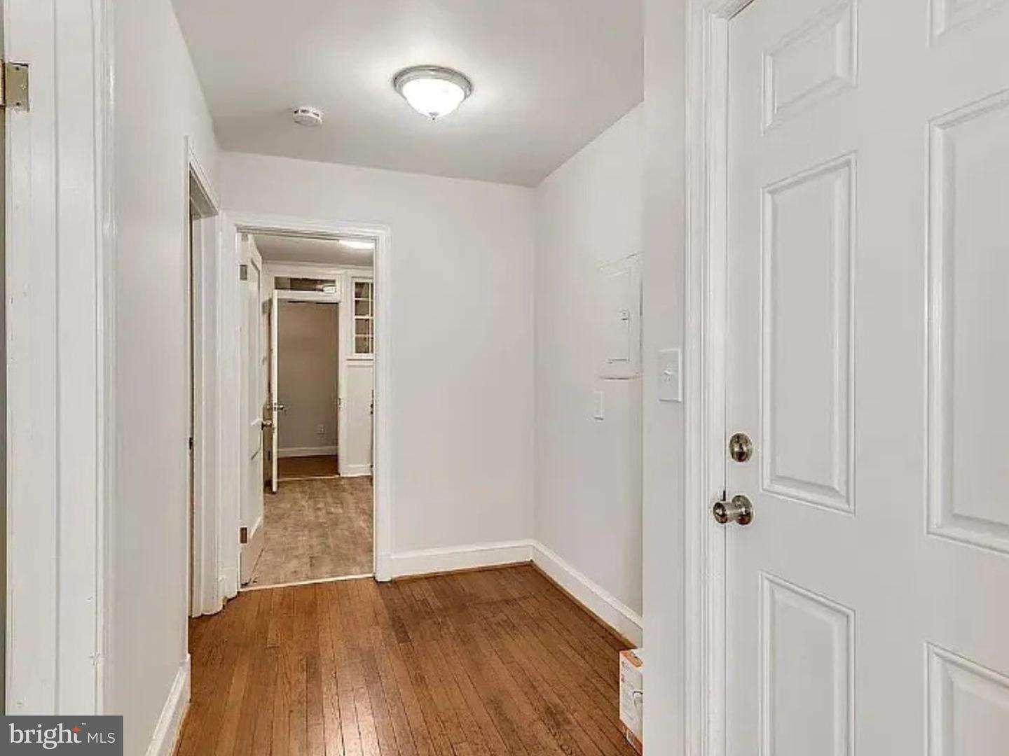4921 1st St Nw #3 Property Photo 5