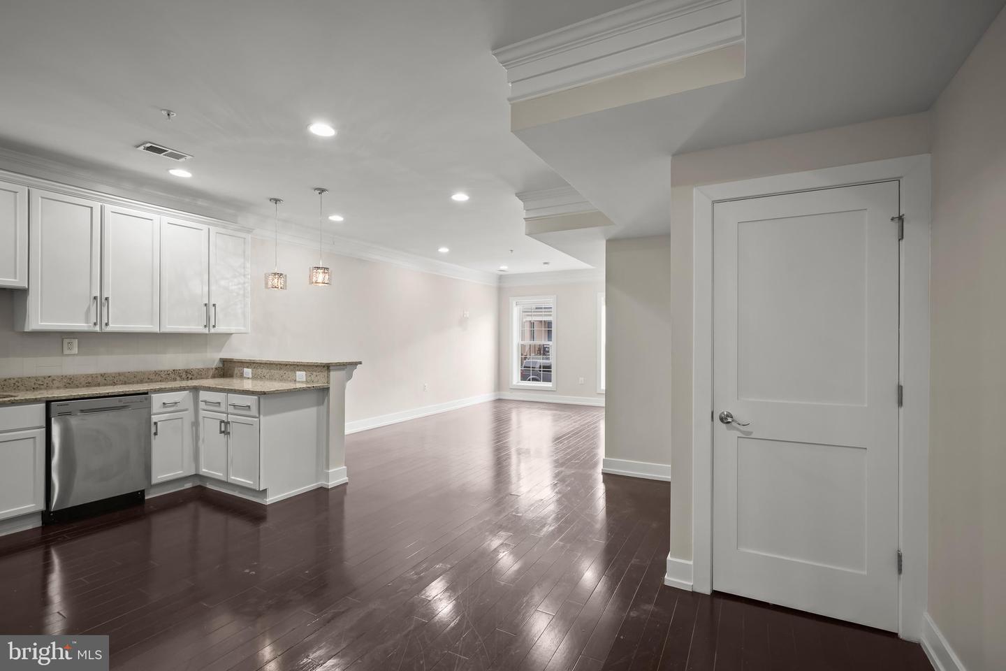 3223 Warder St Nw #2 Property Photo 11