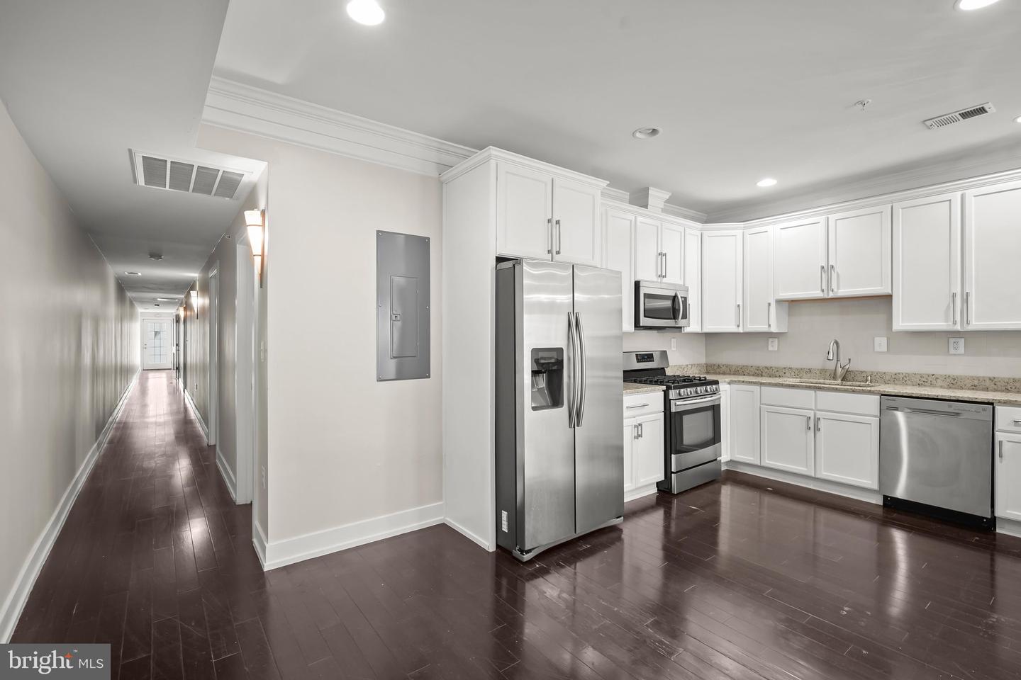 3223 Warder St Nw #2 Property Photo 12