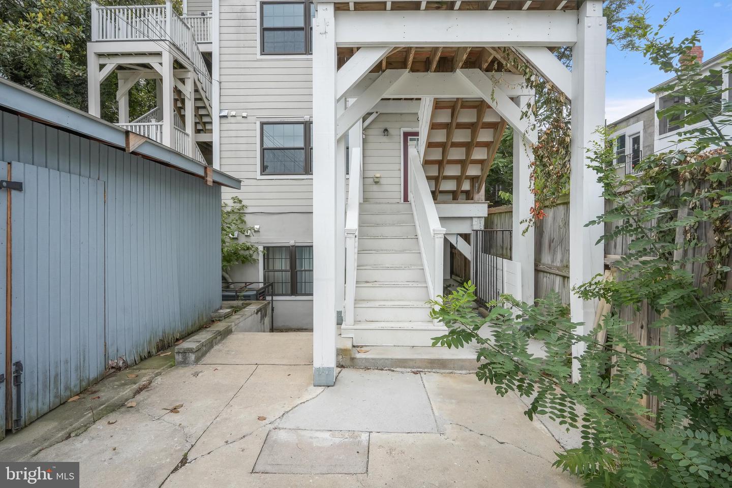 3223 Warder St Nw #2 Property Photo 32