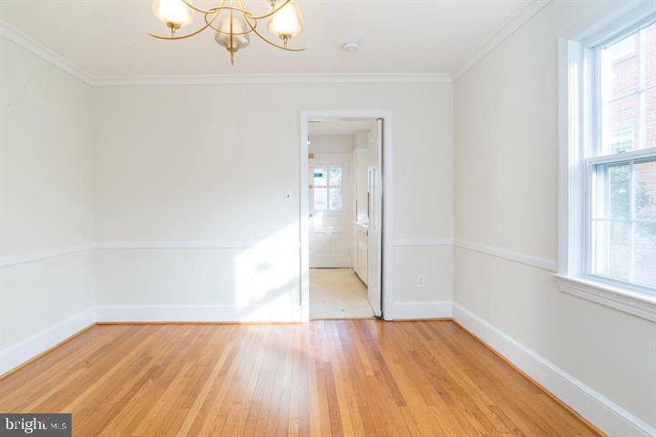 1667 Primrose Rd Nw Property Photo 5