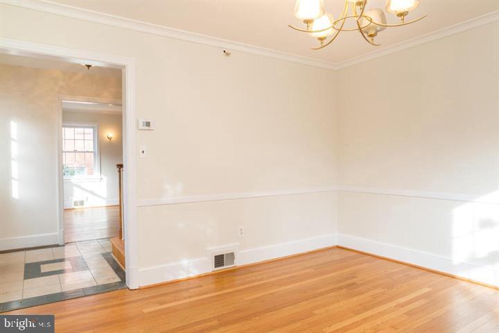 1667 Primrose Rd Nw Property Photo 7