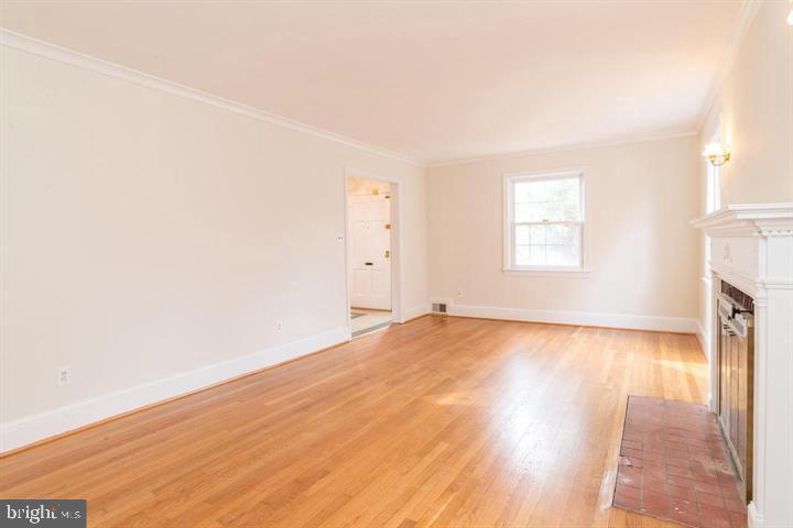 1667 Primrose Rd Nw Property Photo 18