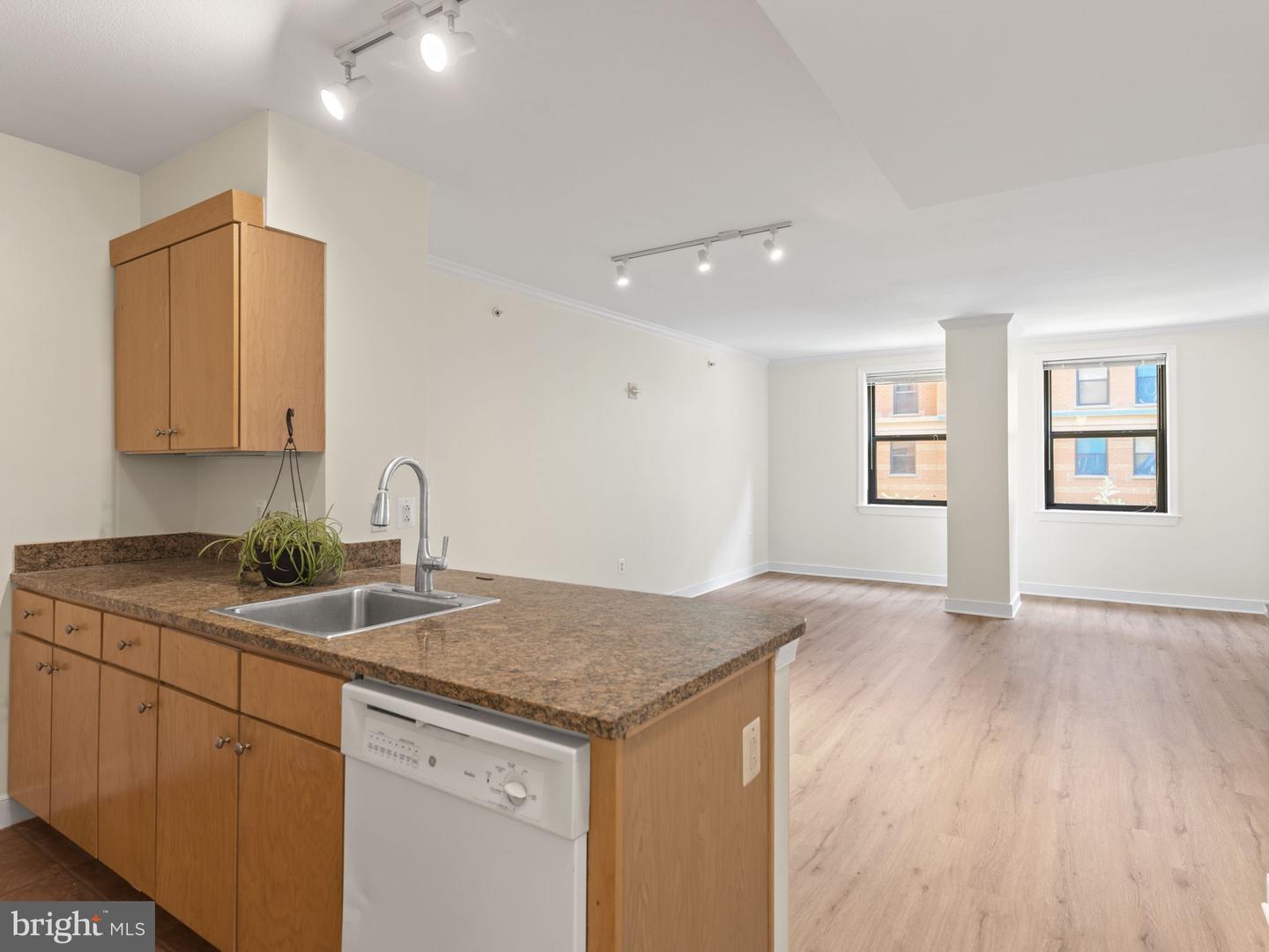 616 E E ST NW #407 Property Photo 1