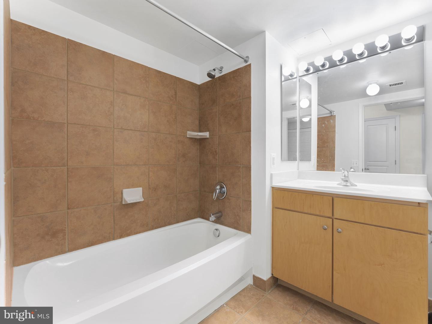 616 E E St Nw #407 Property Photo 15