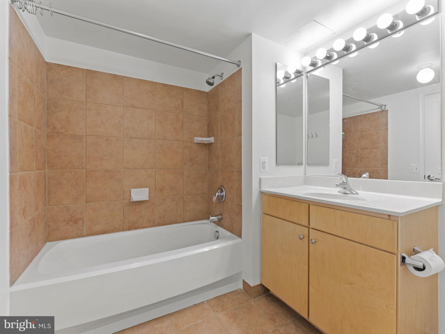 616 E E St Nw #407 Property Photo 16
