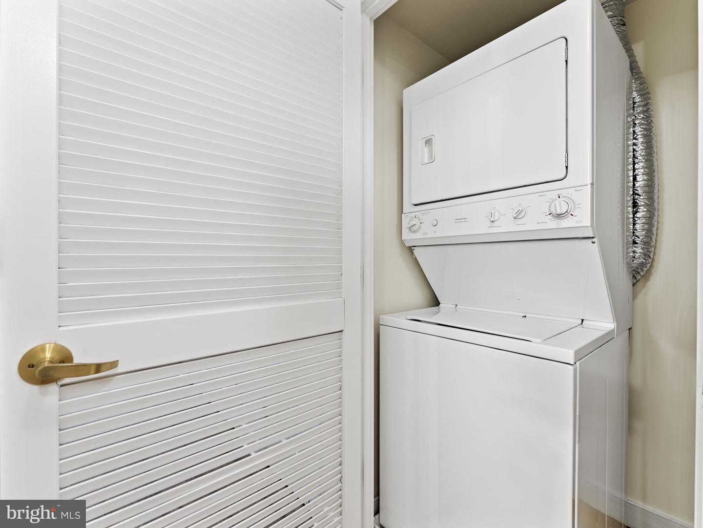 616 E E St Nw #407 Property Photo 18