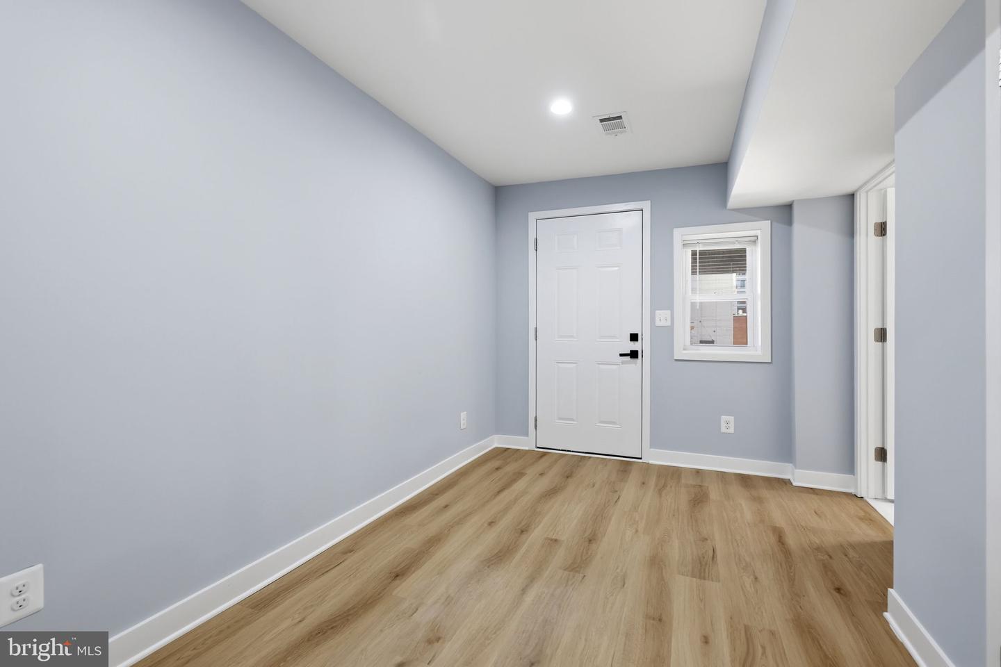 706 Longfellow St Nw Property Photo 23