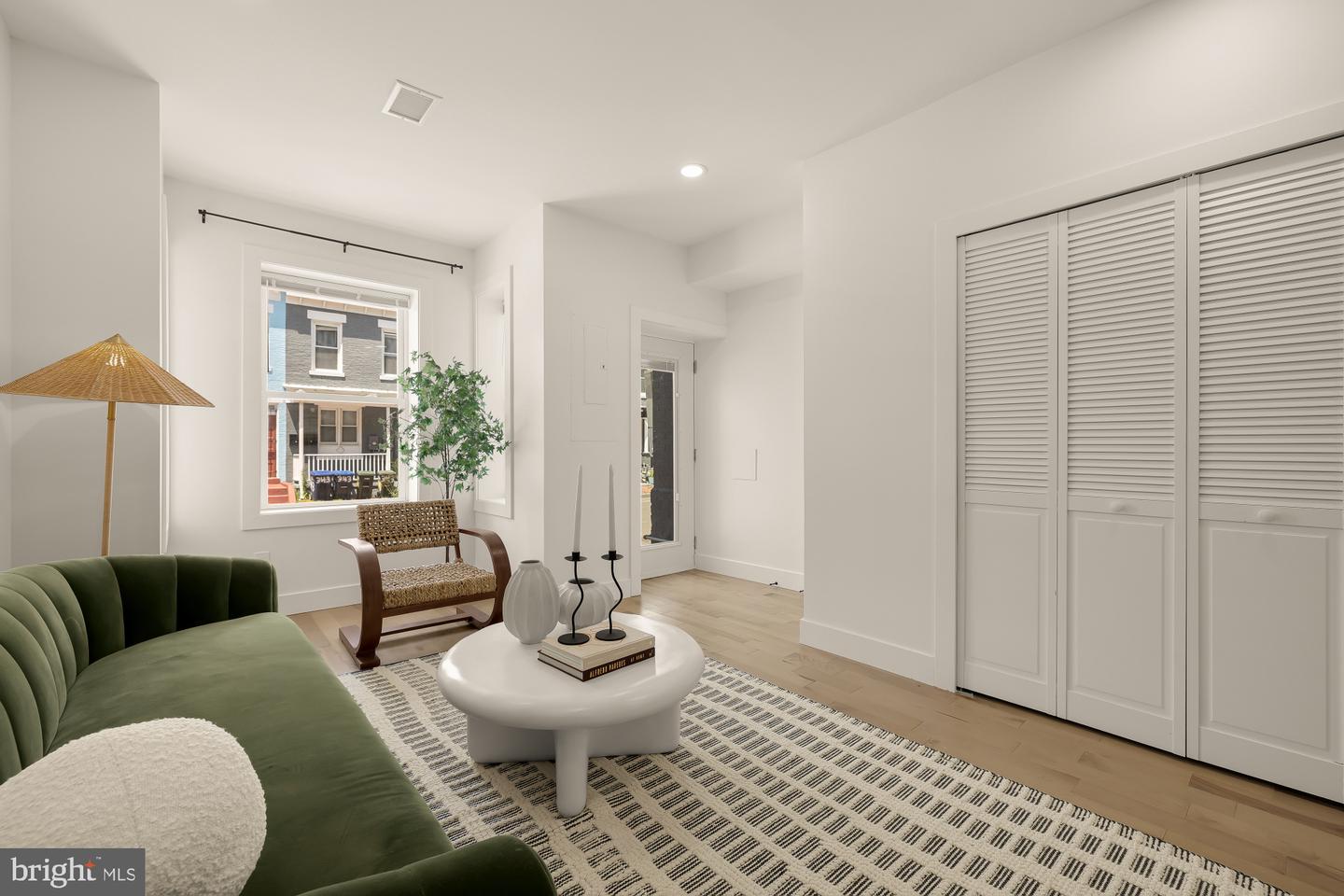 344 Elm St Nw Property Photo 7