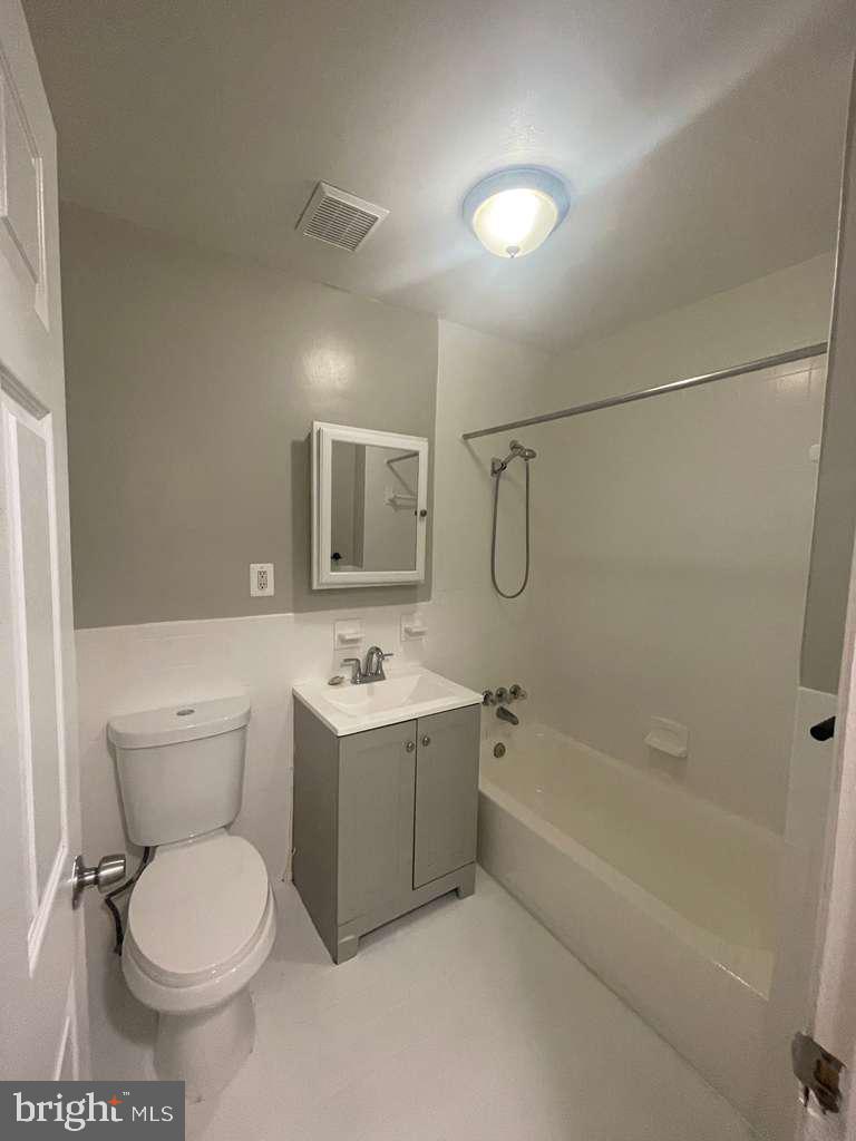 2830 R St Se #1 Property Photo 8