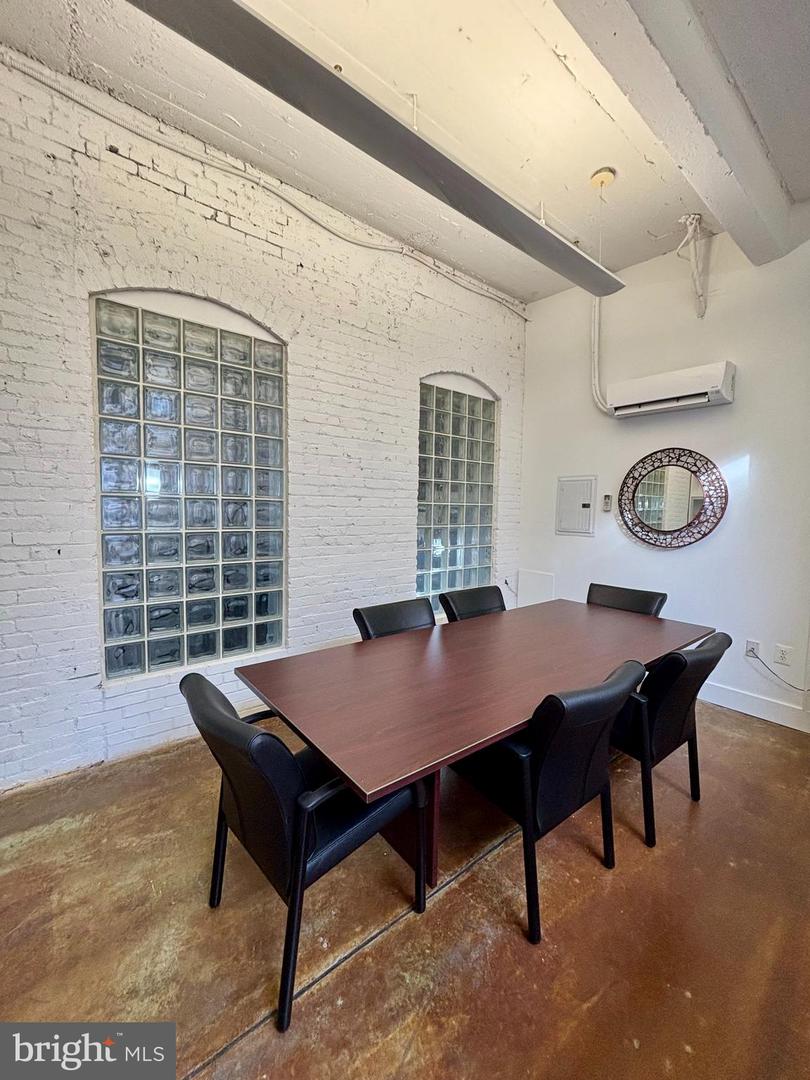 1327 14th St Nw #100 Property Photo 4