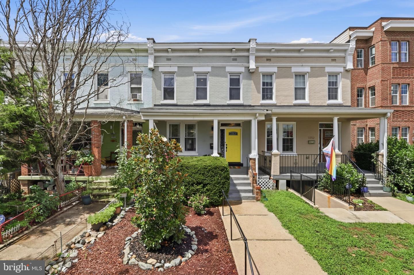 1710 3rd Ne Property Photo 3