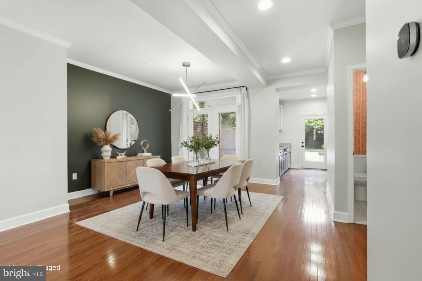 1710 3rd Ne Property Photo 11