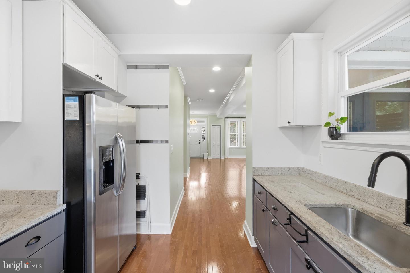 1710 3rd Ne Property Photo 13
