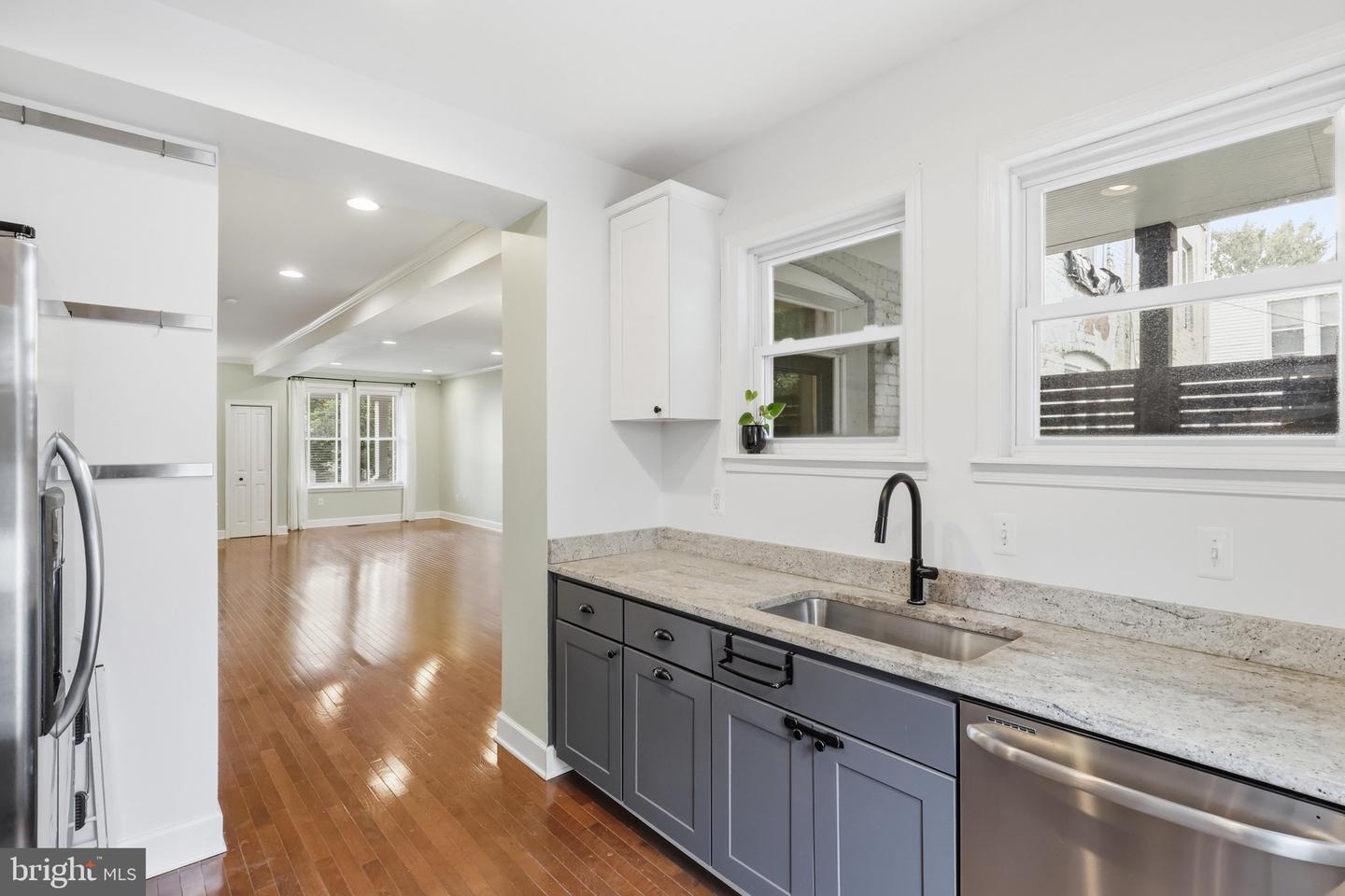 1710 3rd Ne Property Photo 14