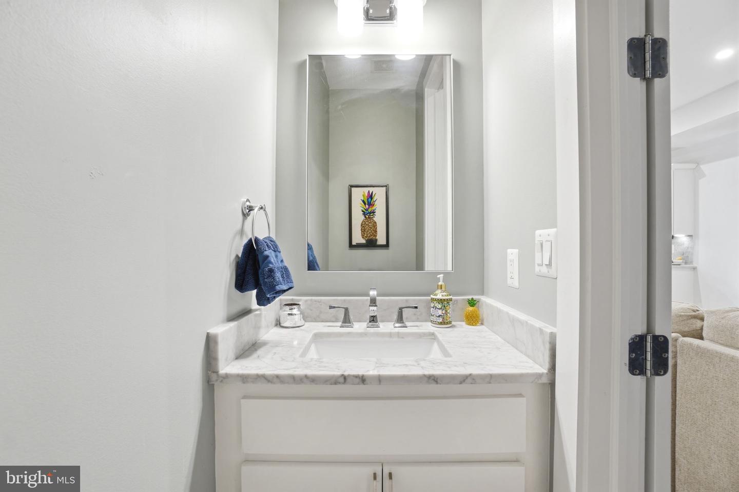 145 Adams St Nw #1 Property Photo 6