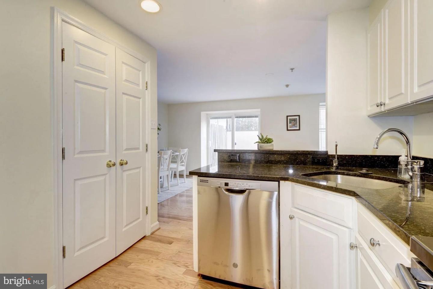 1619 R St Nw #ll1 Property Photo 9