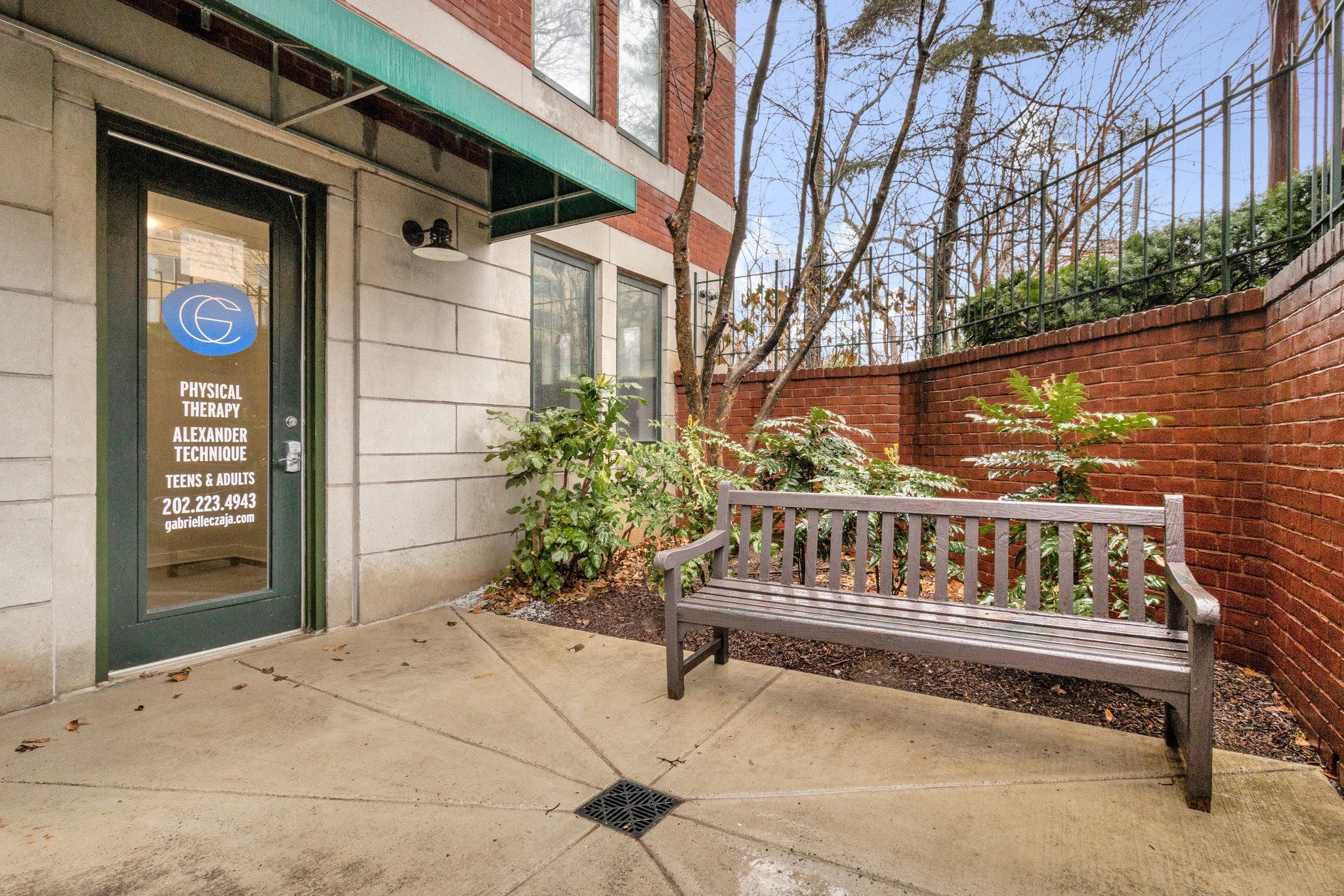 4600 Connecticut Ave Nw Property Photo 3