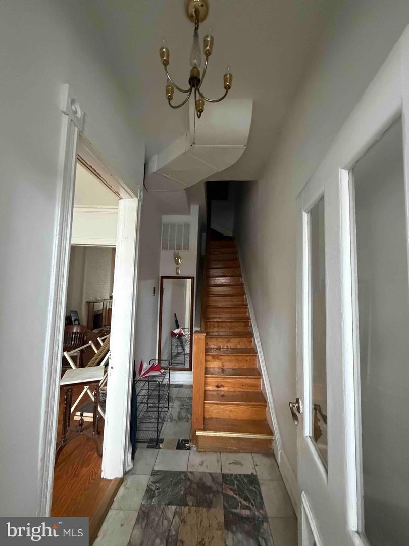 1306 9th St Nw Property Photo 6