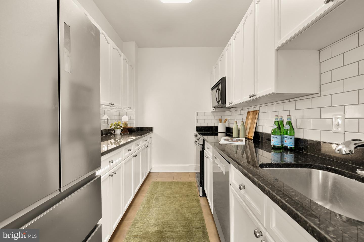 1613 Harvard St Nw #308 Property Photo 9