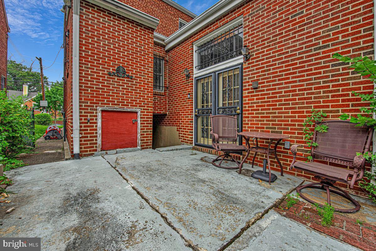 6015 3rd St Ne Property Photo 35