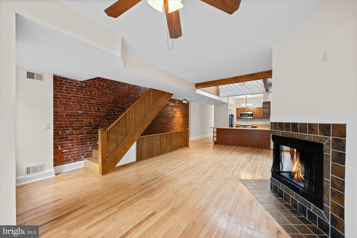 1768 Willard St Nw Property Photo 3