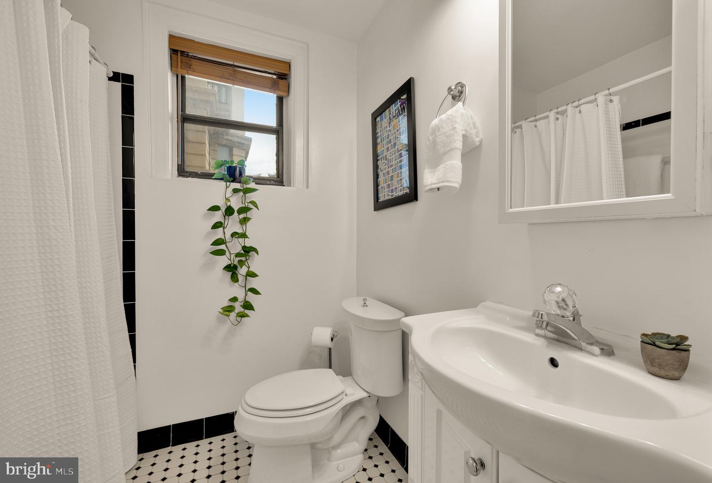 3060 16th St Nw #102 Property Photo 15