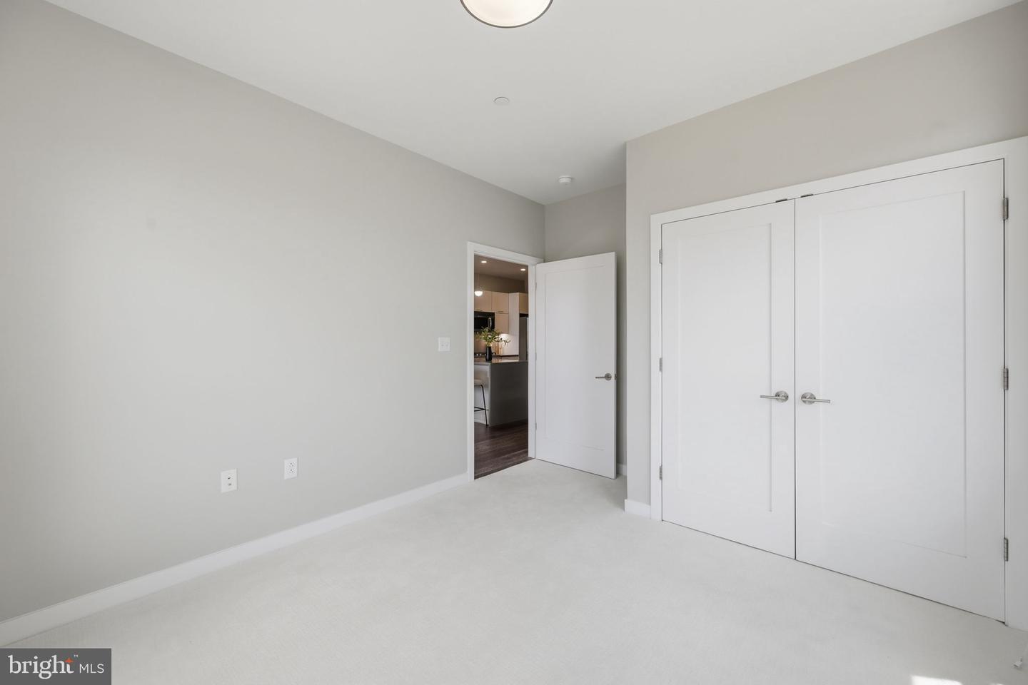 1350 Maryland Ave Ne #315 Property Photo 17