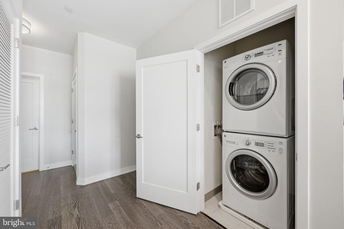 1350 Maryland Ave Ne #315 Property Photo 19